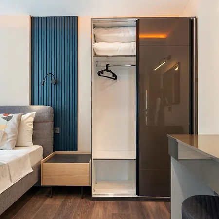 Aparthotel Doqu