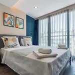 Doqu Aparthotel 4*