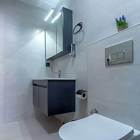 Doqu Aparthotel Antalya