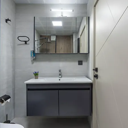 Apartmanhotel Doqu 4*