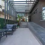Doqu מלון דירות 4*